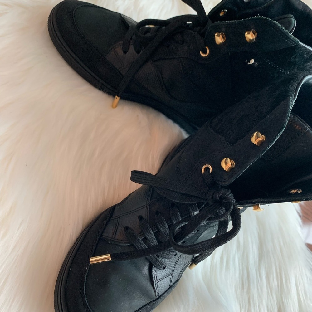 Louis Vuitton wedge sneakers  in great condition.